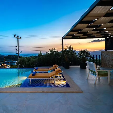 Отель Kalkanda 6 Kisilik Lueks Tatil Villasi 4*