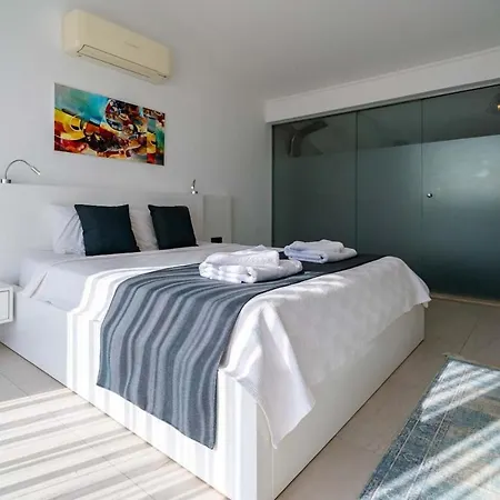 Kalkanda 6 Kisilik Lueks Tatil Villasi Каш