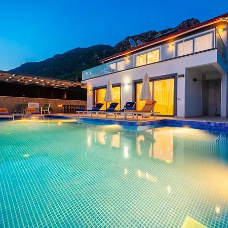 Kalkanda 6 Kisilik Lueks Tatil Villasi Отель Каш