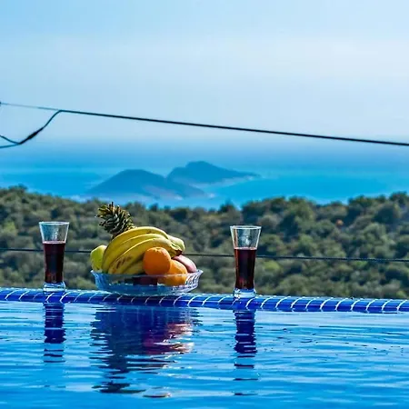 Kalkanda 6 Kisilik Lueks Tatil Villasi Отель