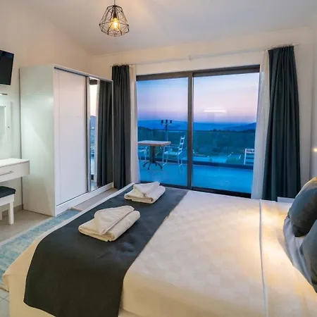Kalkanda 6 Kisilik Lueks Tatil Villasi Отель 4*